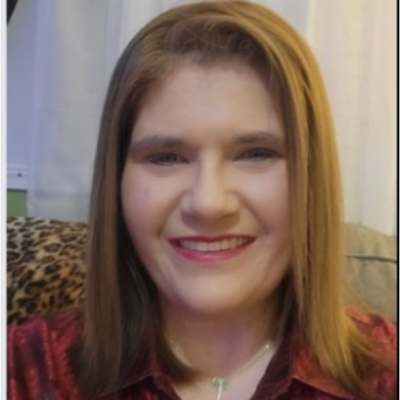 Meet your Posher, Misty - Picture 2 of 3